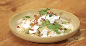 दही वड़ा रेसिपी | Dahi Vada Recipe Hindi | दही भल्ले की रेसिपी - स्पेशल टिप्स के साथ